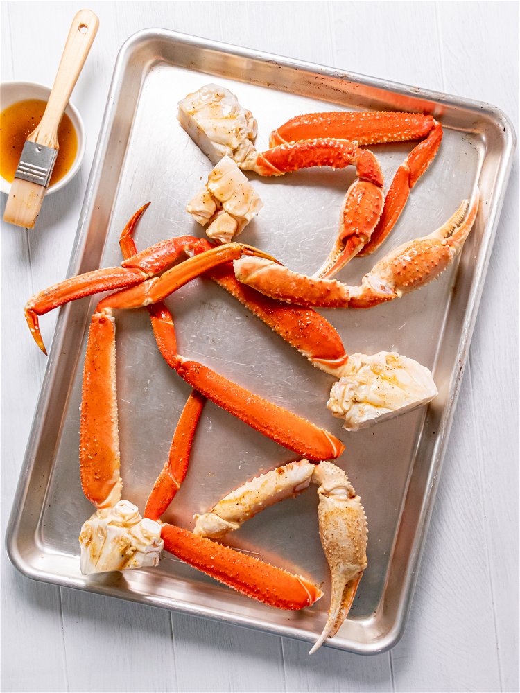 Cooked Snow Crabs