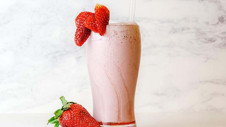 Image of Strawberry Goji Smoothie Recipe