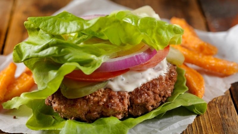 Image of Burgers In Edamame Lettuce Wraps With Peanut Sauce