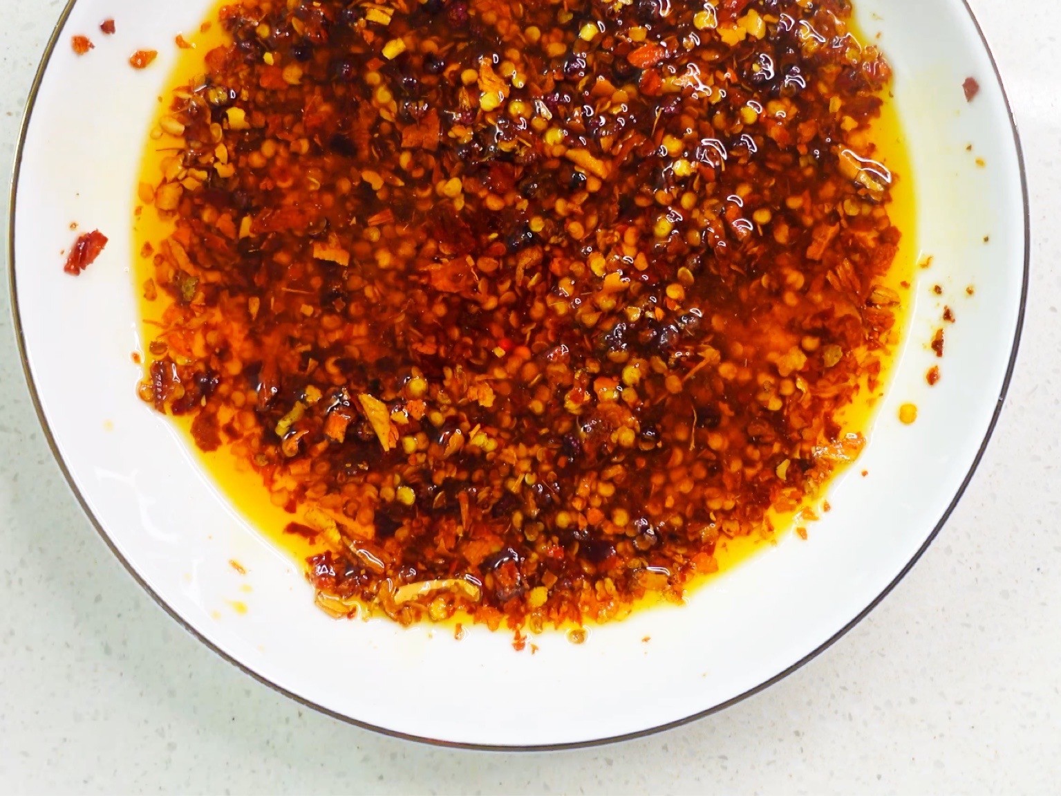How to Make Chili Oil (+ Tips and Variations) - Alphafoodie