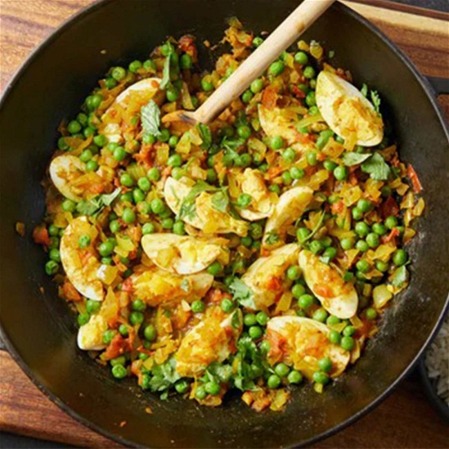 Image of Eggs & Peas Curry Recipe