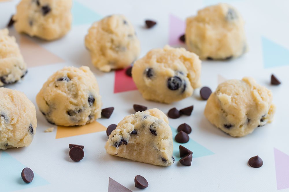 Keto Chocolate Chip Cookie Dough Fat Bombs – ChocZero