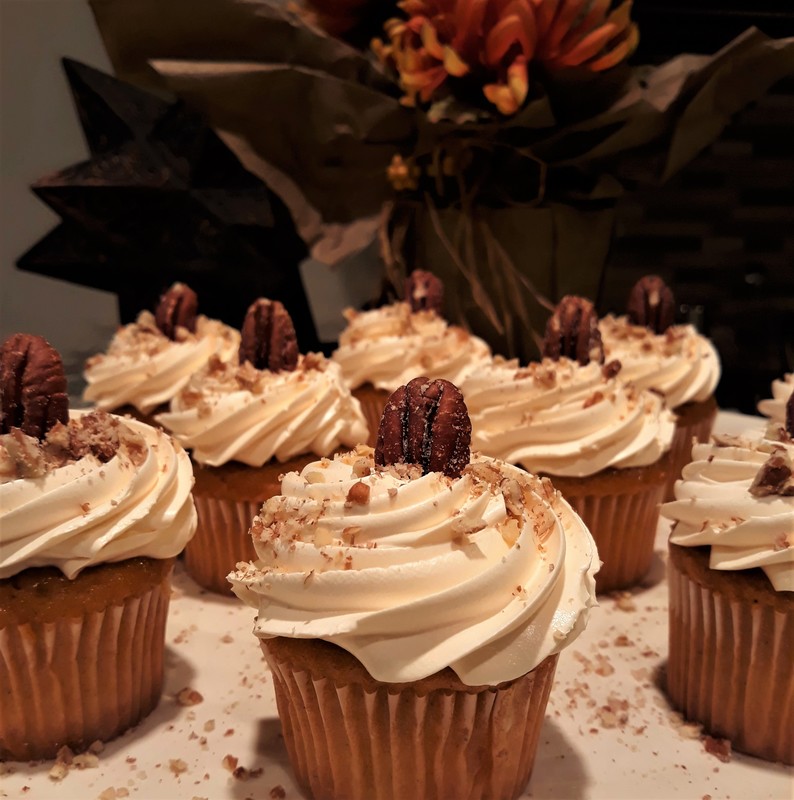 Image of CARROT CUPCAKES WITH GINGER PINEAPPLE CREAM CHEESE