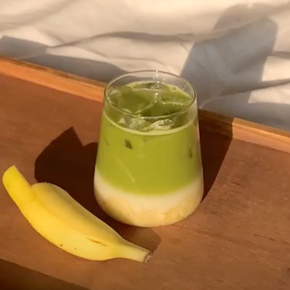 MATCHA LATTE WITH BANANA 