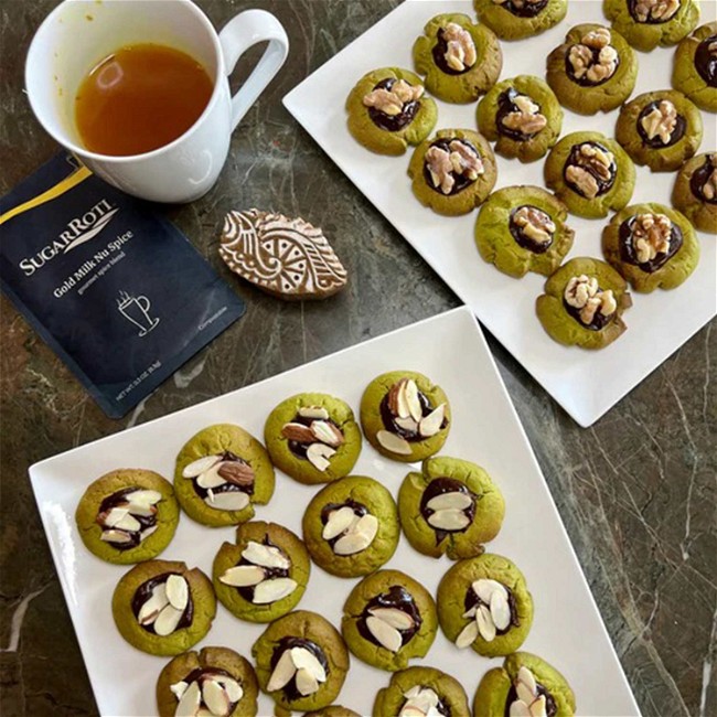 Image of Matcha and Dark Chocolate Cookies Recipe