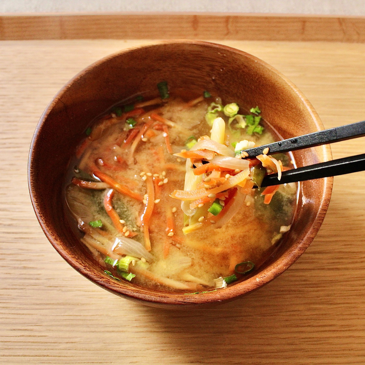 野菜たっぷり京風味噌汁