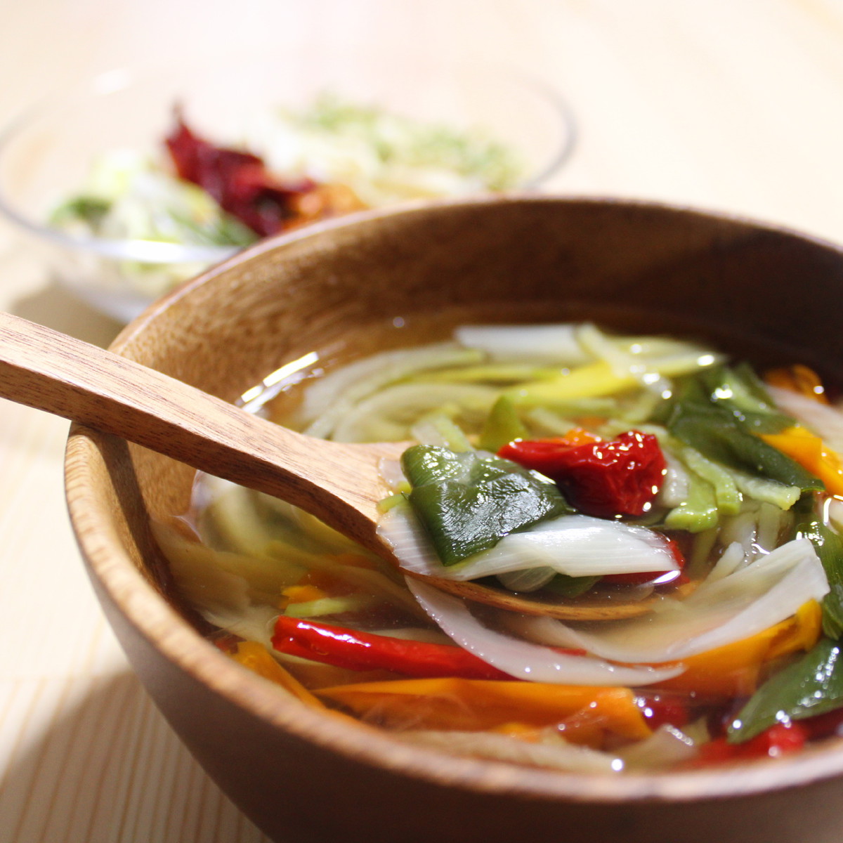 野菜出汁を活かした温野菜サラダスープ