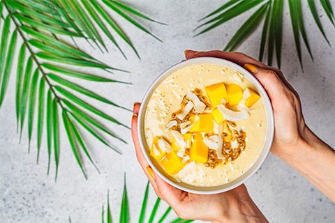 Image of Coconut Mango oats bowl