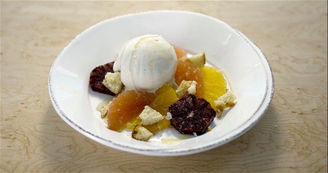 Image of Fresh Citrus with Gelato and Almond Cookies