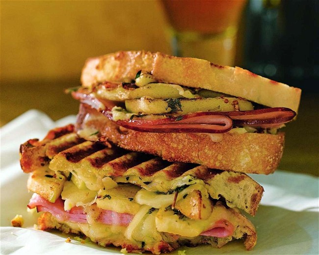 Image of Ham, Gruyère, and Apple Panini