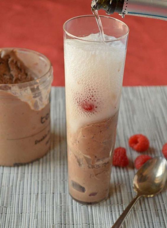 Image of Prosecco Float