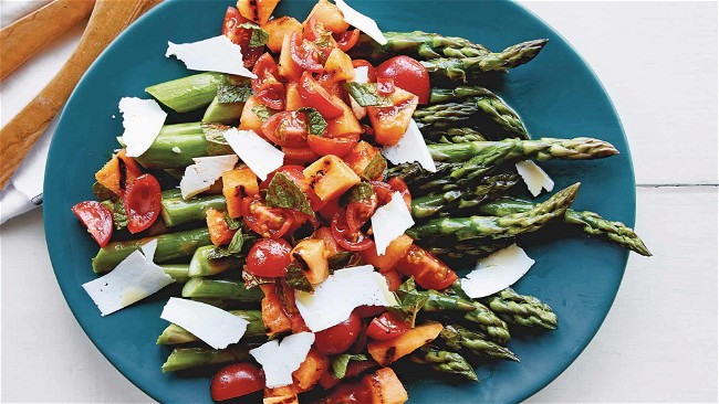 Image of Asparagus with Grilled Melon Salad