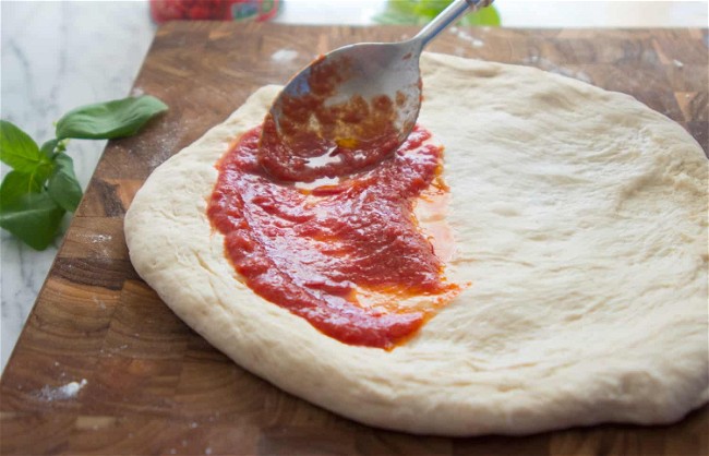 Image of Easy Pizza Sauce