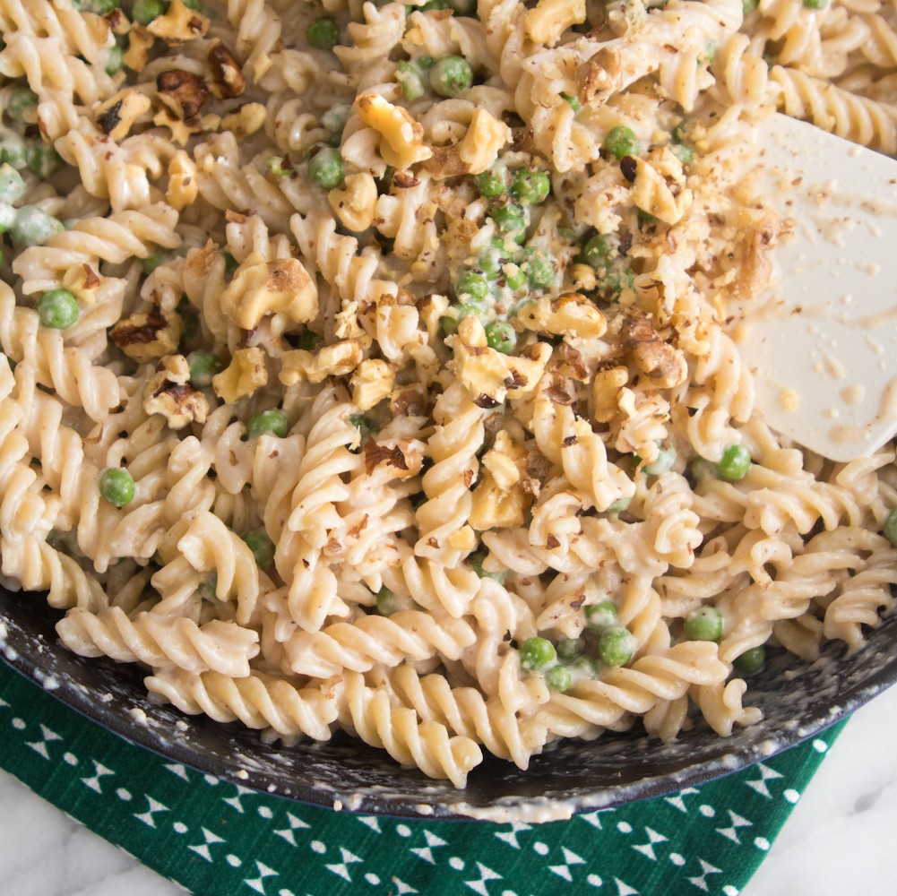 Lemon Ricotta Pasta With Walnuts And Peas – Giadzy