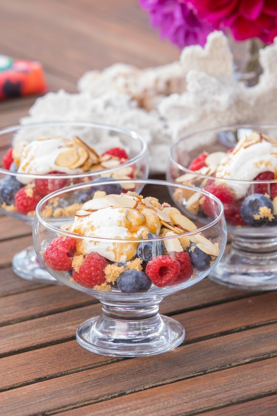 Image of Berries with Spiced Cream