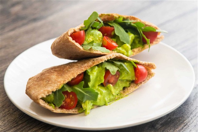 Image of Chicken & Arugula Pesto Pitas