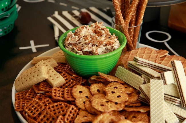 Image of Chocolate Cookie Cheesecake Dip