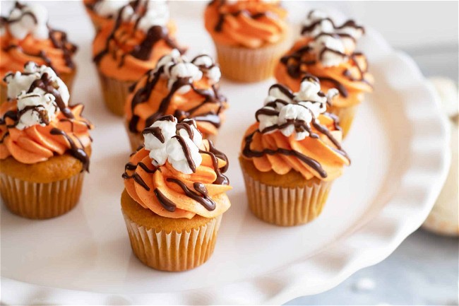 Image of Popcorn Topped Cupcakes