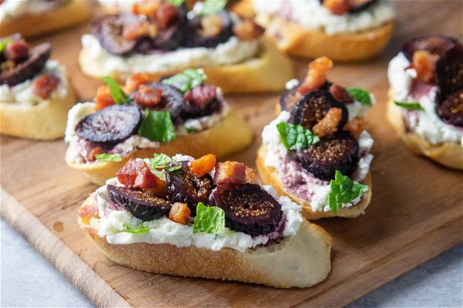 Image of Fig, Goat Cheese & Pancetta Crostini