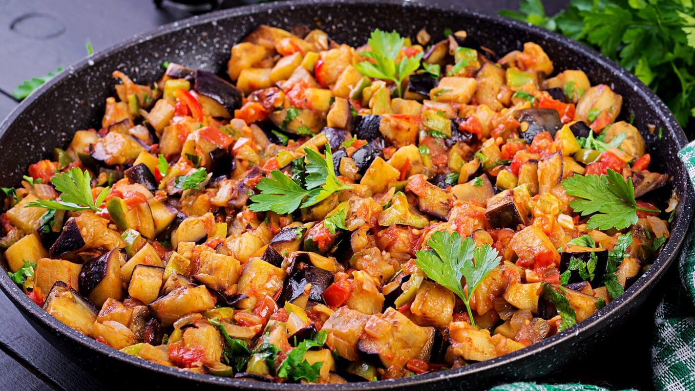 Image of Ratatouille mit veganem Hähnchenfleisch