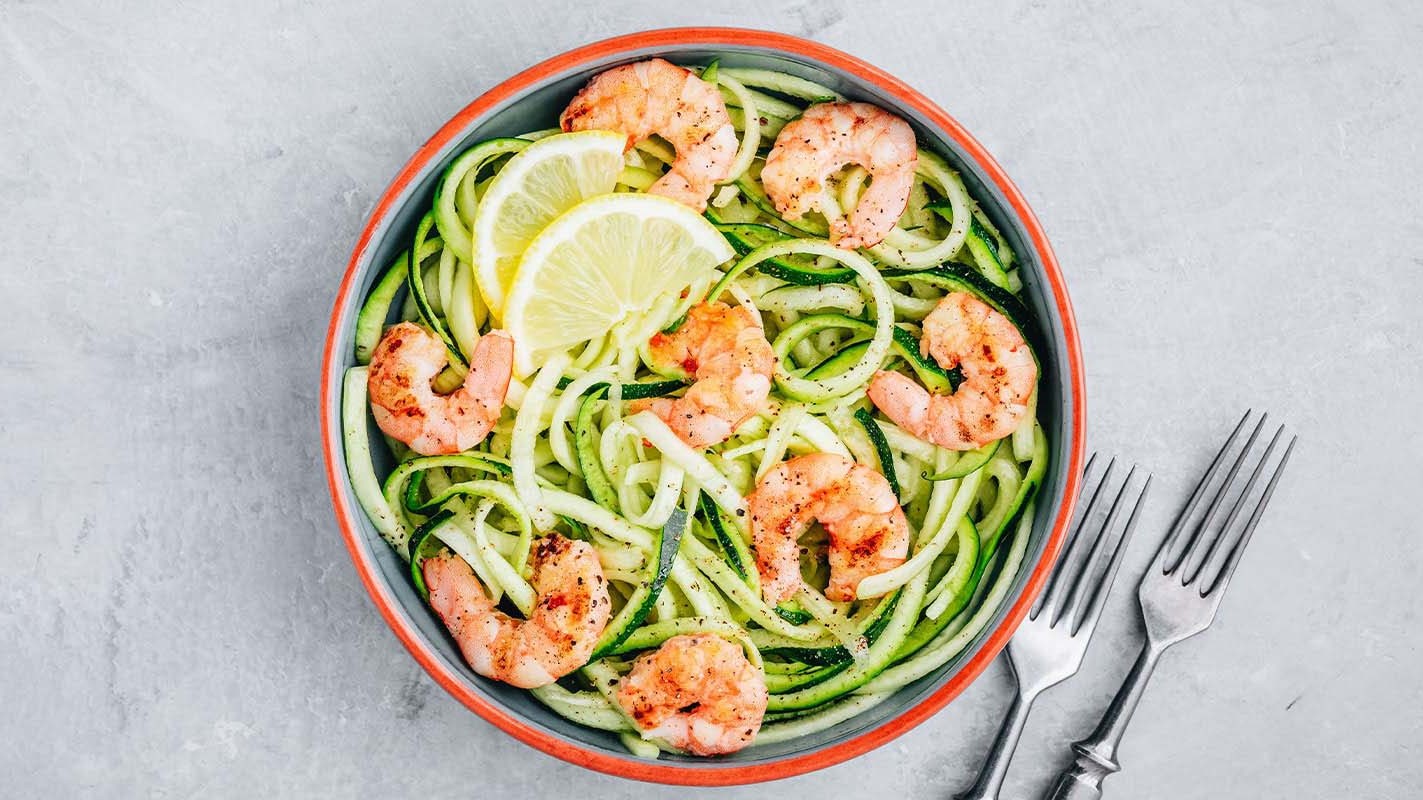 Image of Zucchini Spaghetti mit Garnelen