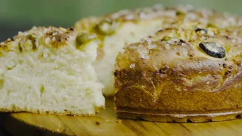 Image of Olive and garlic bread