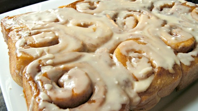 Image of Vanilla Chai Tea Infused Cinnamon Rolls