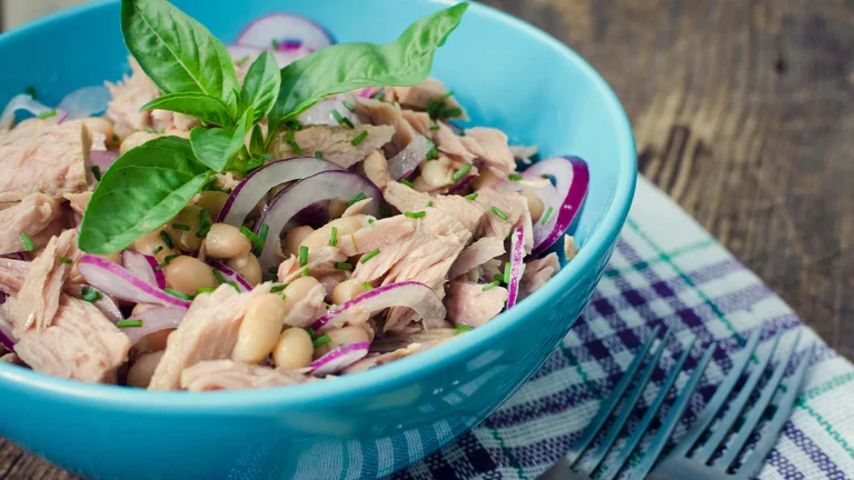 Image of Tuna and White Bean Salad