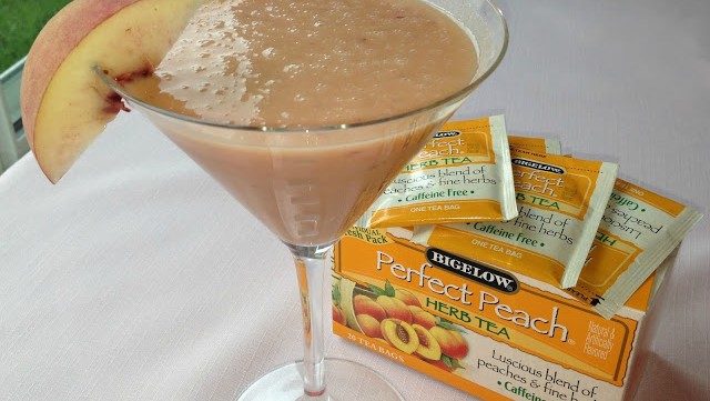 Image of Perfectly Peachy Pineapple Smoothie 