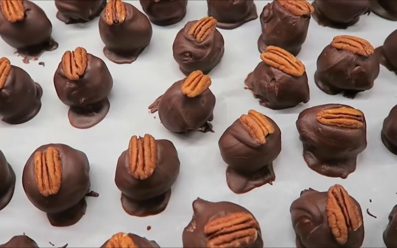 Kentucky Bourbon Balls Recipe - Image by Tami Dunn