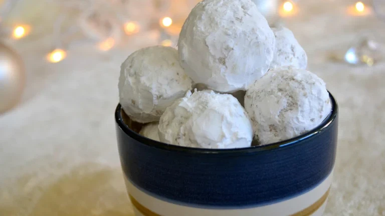Image of True Lemon Snowball Cookies