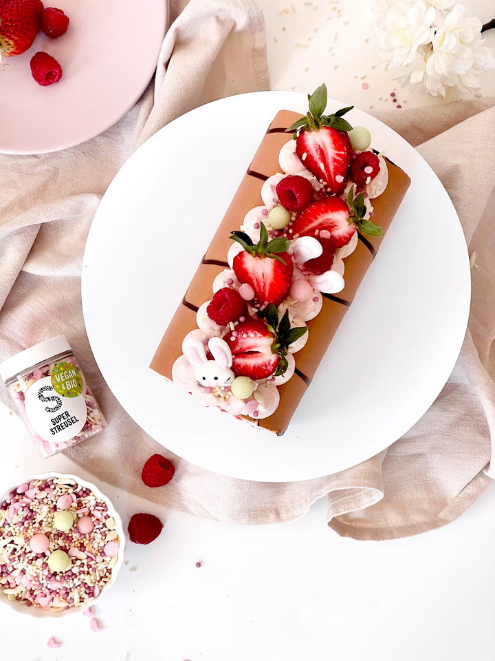 OsterRolle mit Erdbeere