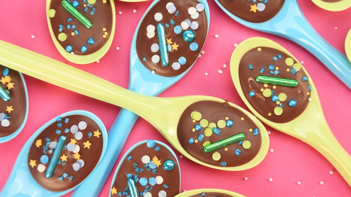 Image of Schokoladenlöffel mit Zuckerstreusel