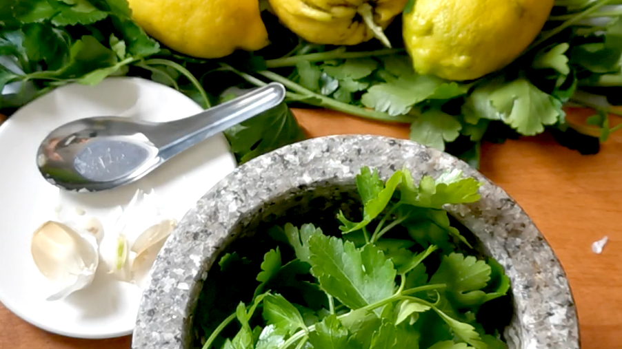 Image of Gremolata with Mortar and Pestle