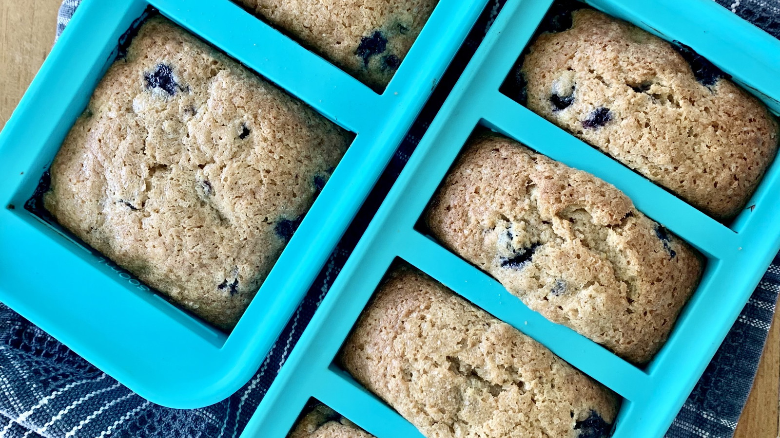 Mini Banana Blueberry Bread-image