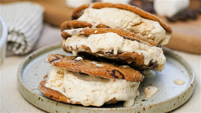 Image of S'mores Cookie Sandwiches with Homemade No-Churn Ice Cream
