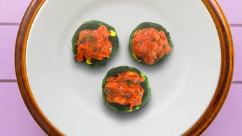 Image of Spinach And Corn Steaks With Garlic And Tomato Chutney