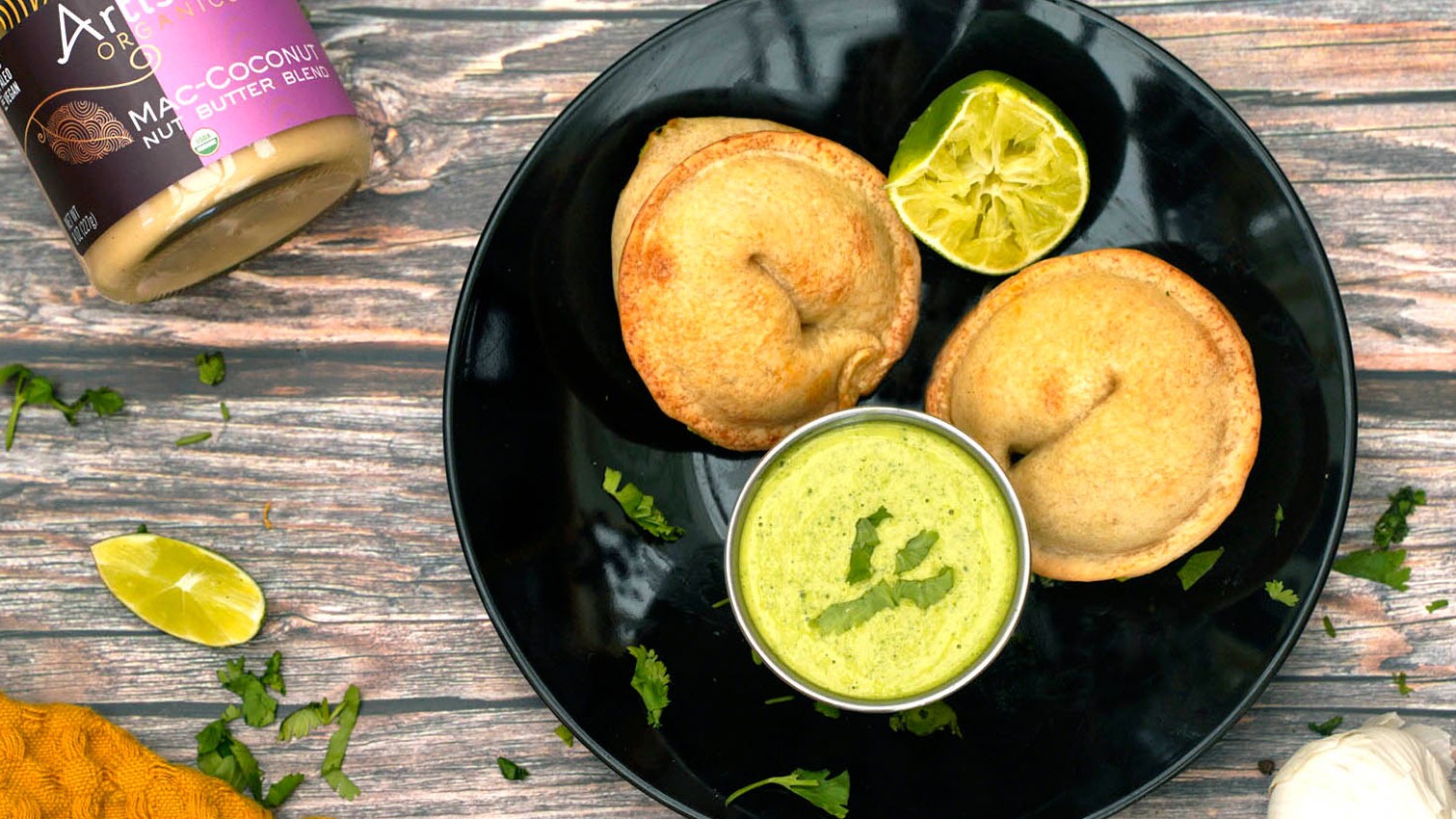 Image of Empanada Dipping Sauce | Vegan