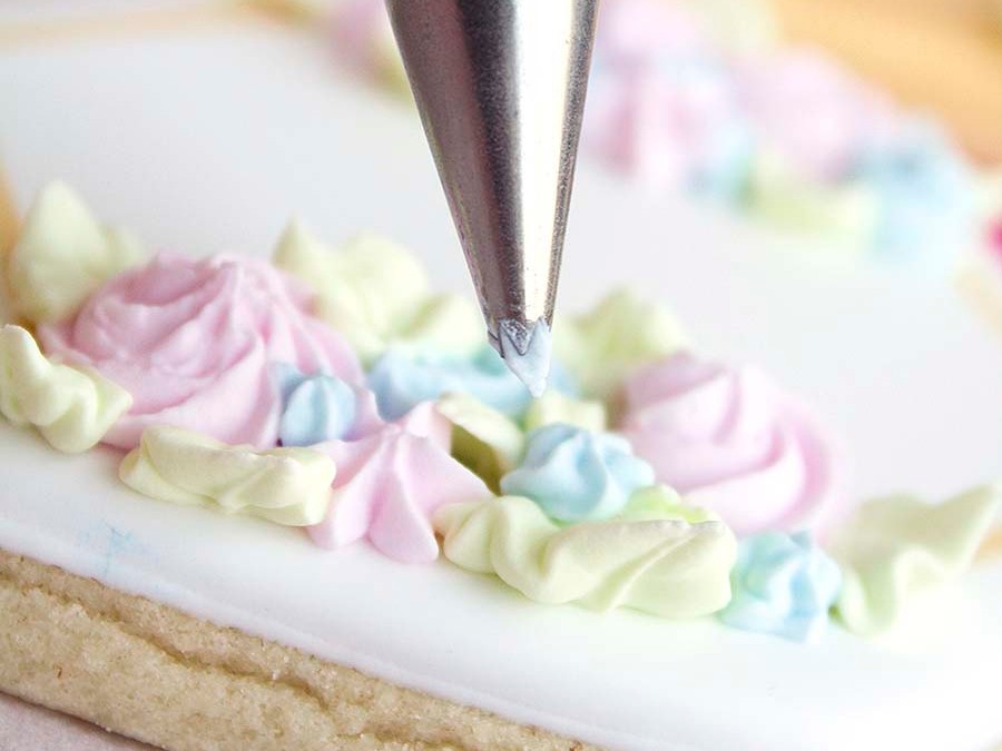 Edible Glitter, White 4 oz – Lorraines Cake & Candy Supplies