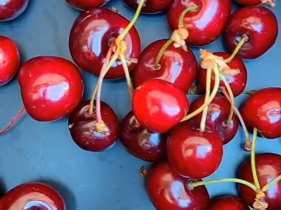 Image of 🍒🍒Sommerliches Kirsch-Crumble aus der #Heißluftfritteuse ❤️🍒
