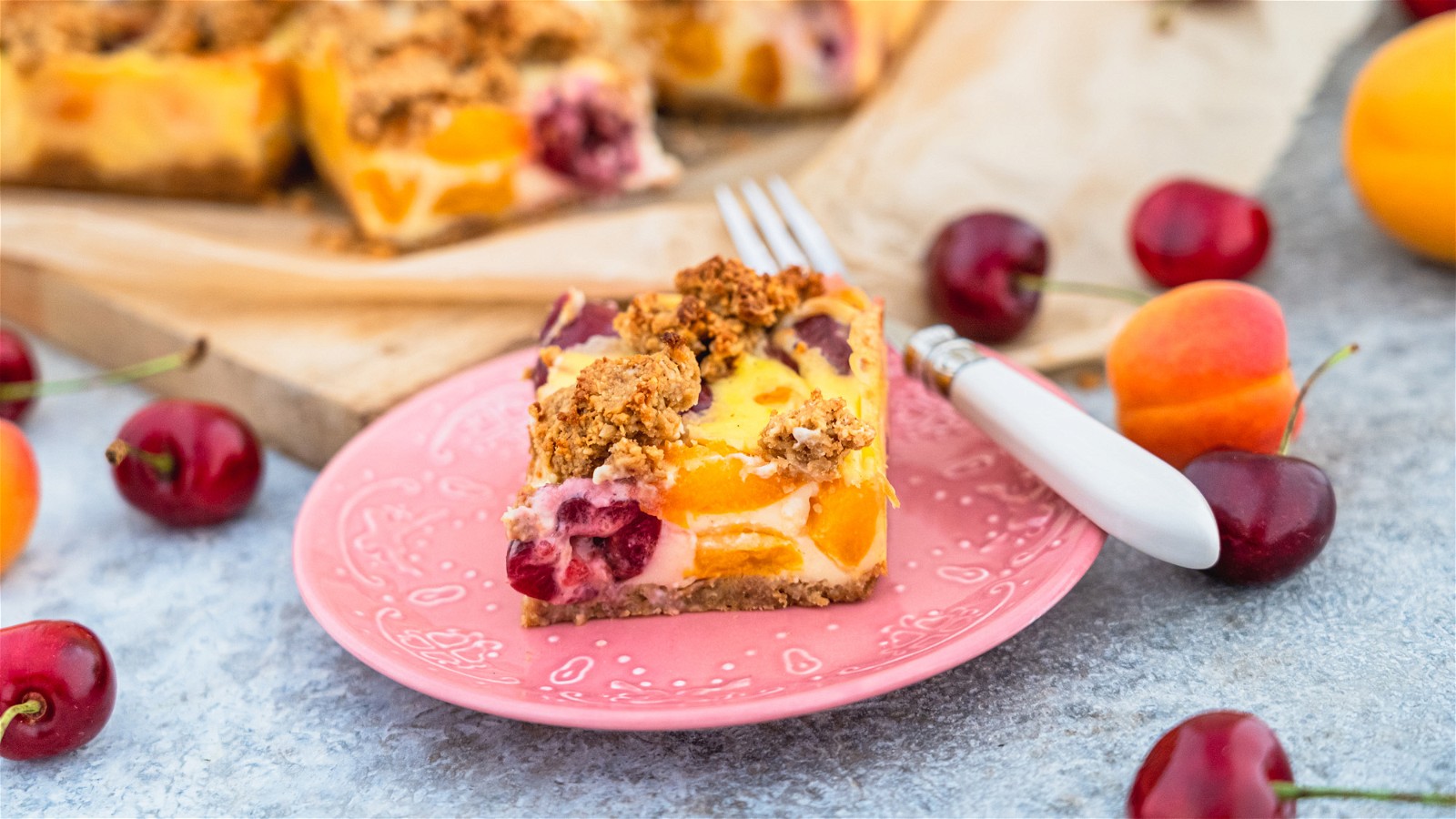 Image of Glutenfreier Obst-Streuselkuchen