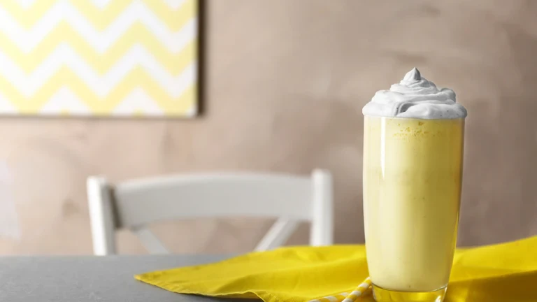 Image of Lemon Cheesecake Milkshake