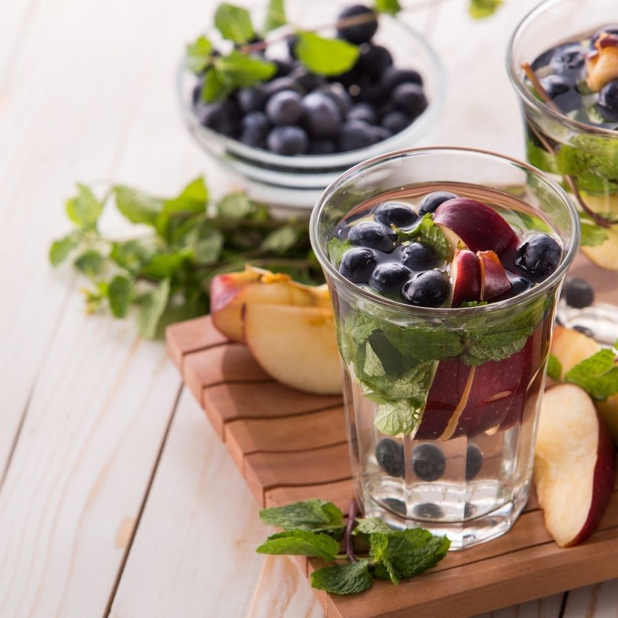 Detox Blueberry & Apple Water