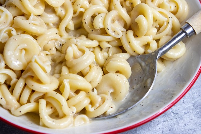 Image of Giada's Cacio E Pepe