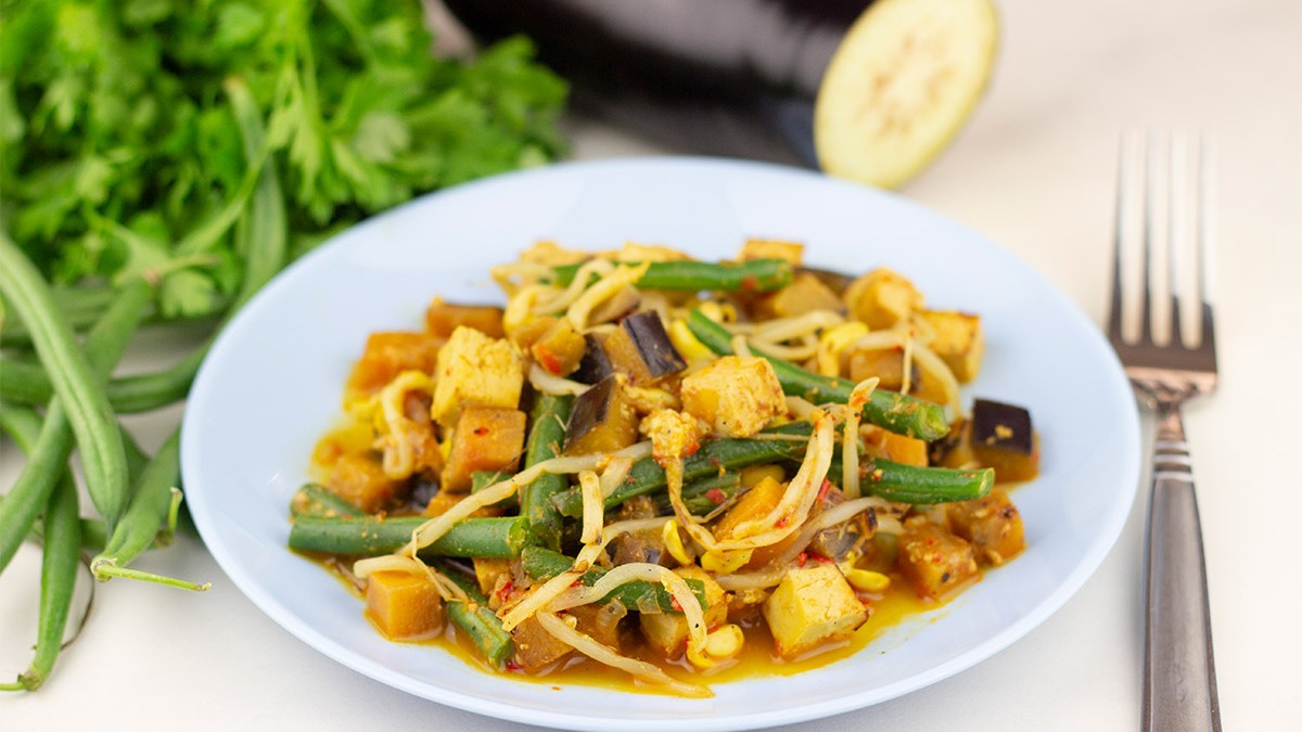 Image of Scharfes Thai-Curry mit Tofu