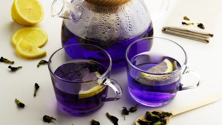Image of Magic True Lemon Lemonade Recipe with Butterfly Pea Flower Tea