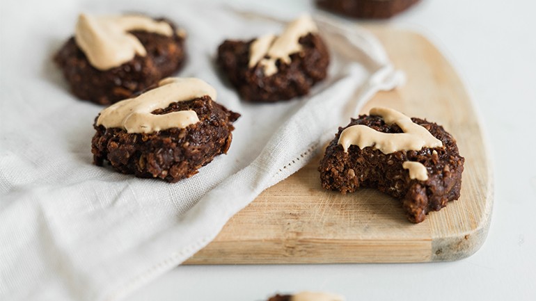 Image of 5-Ingredient Cacao Peanut Butter Cookies Recipe