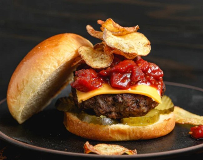 Image of BBQ Tomato Jam Burger with Chips