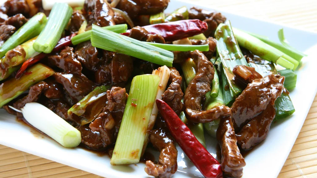 Image of Hot and Spicy Beef w/ vegetables