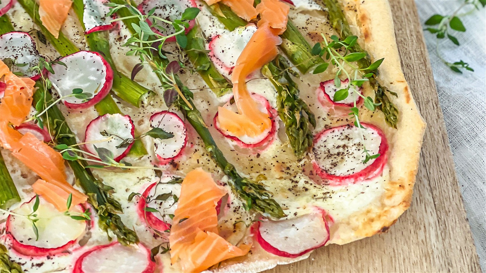 Image of Glutenfreier Flammkuchen – easy Grundrezept und ohne Triebmittel